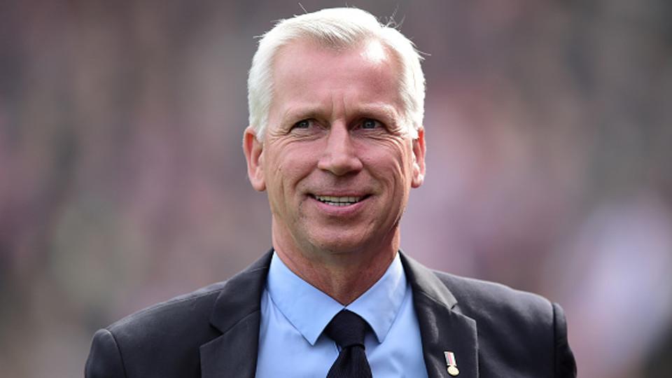 Alan Pardew pelatih baru WBA. - INDOSPORT